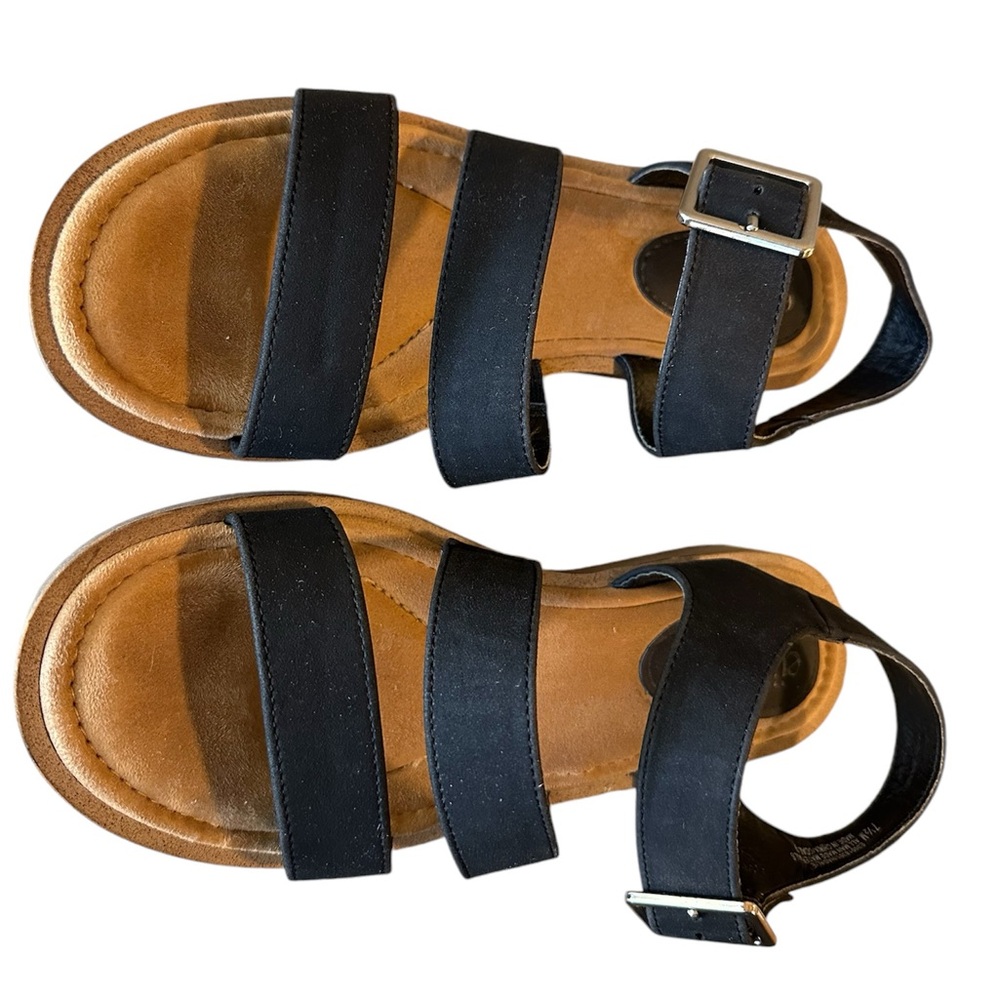 Sofft strappy sandals